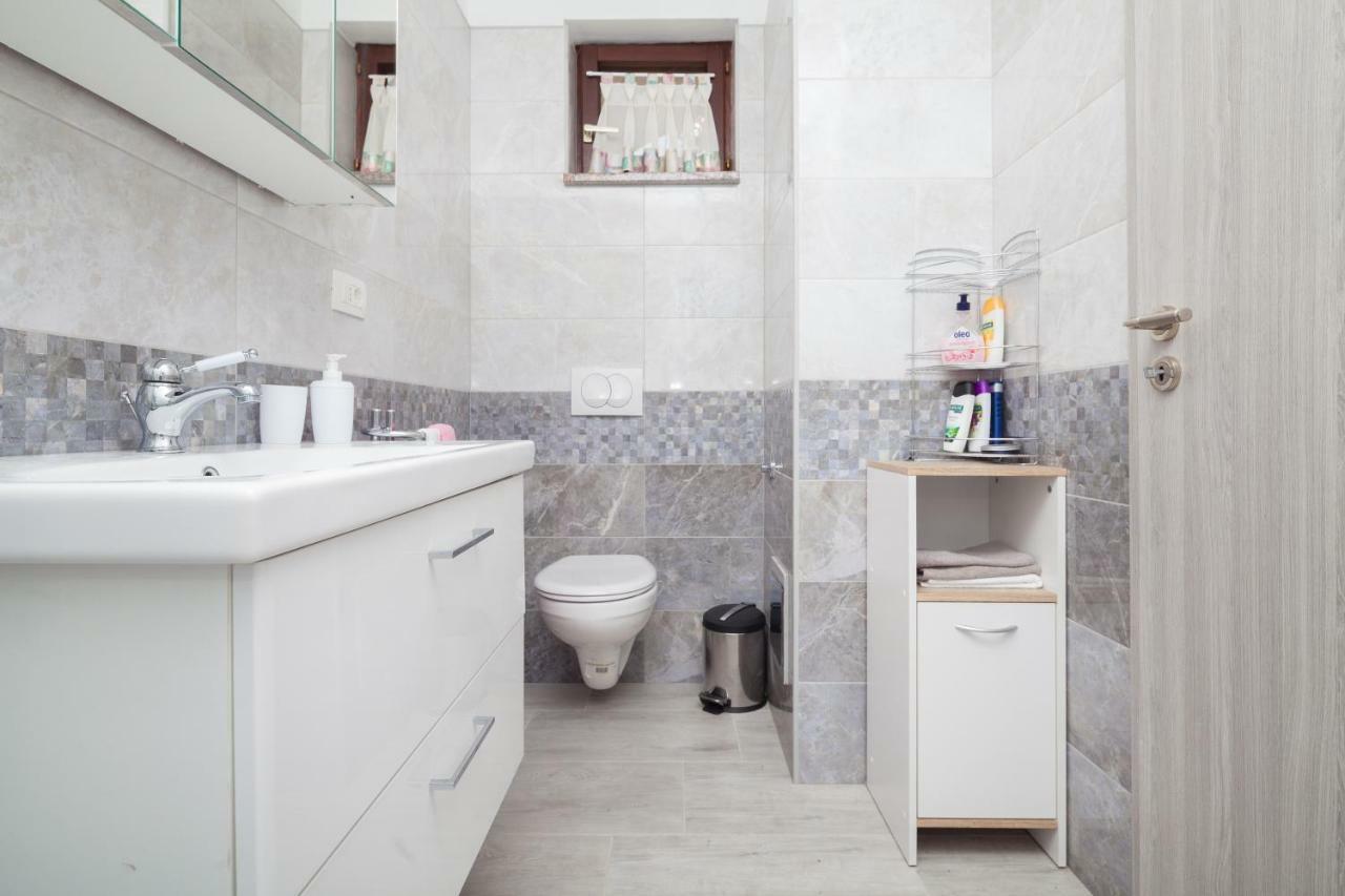 Apartamento New Brend App Matija Pinezici  Exterior foto