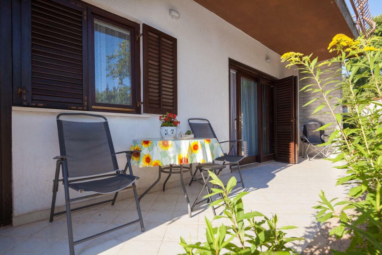 Apartamento New Brend App Matija Pinezici  Exterior foto