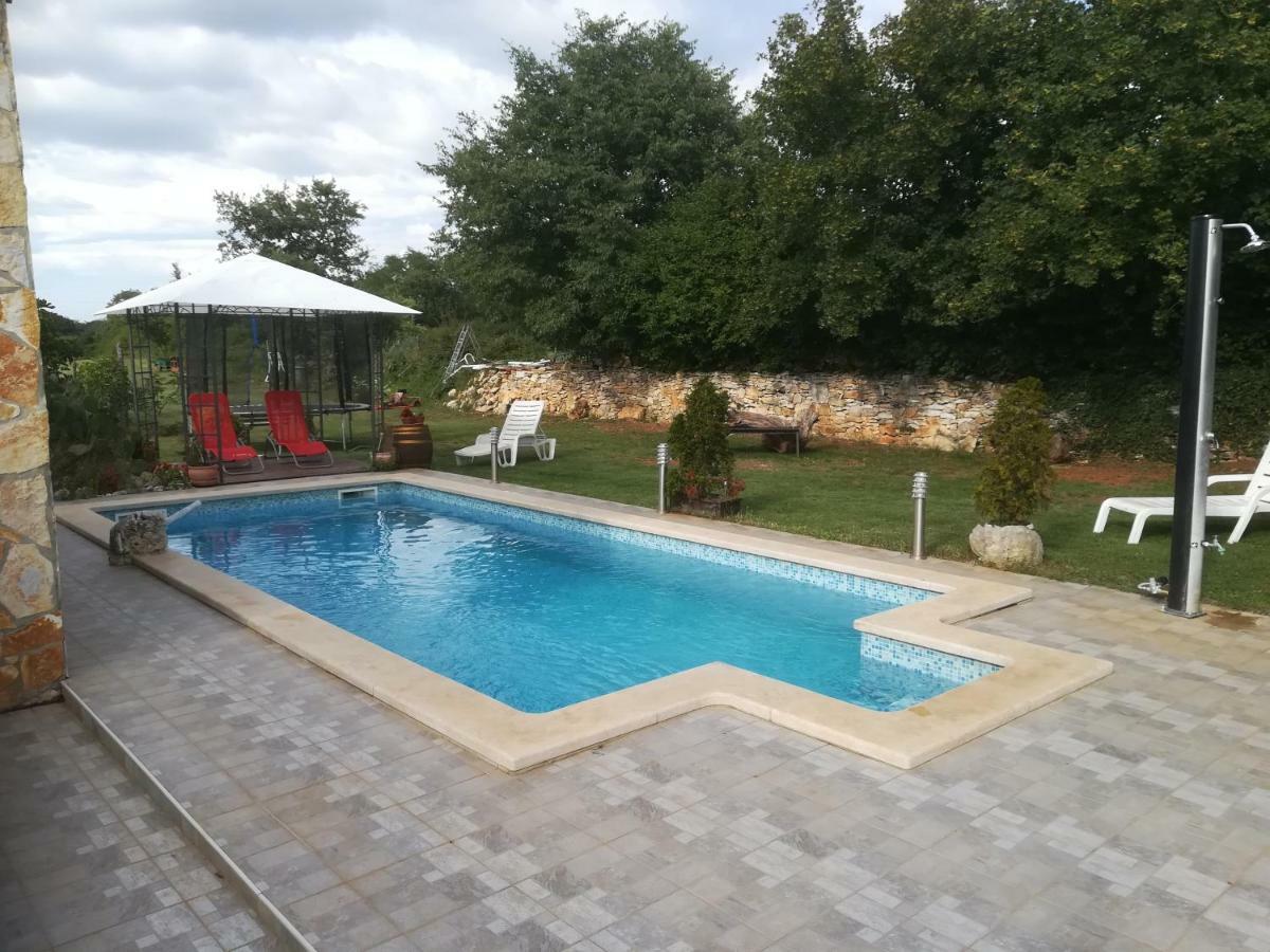 Apartamento New Brend App Matija Pinezici  Exterior foto